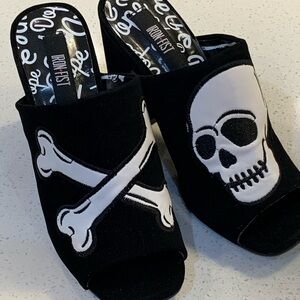 Iron Fist “Dead Tired Slide Heel”